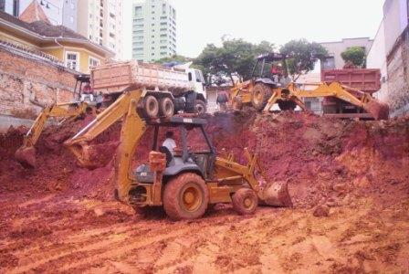 RETROS & CAMINHÕES